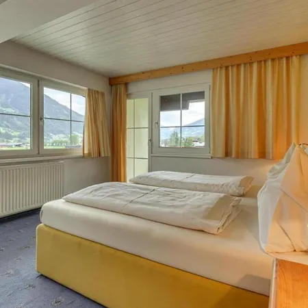 Spacious Flat Fuegenerhof Holiday home