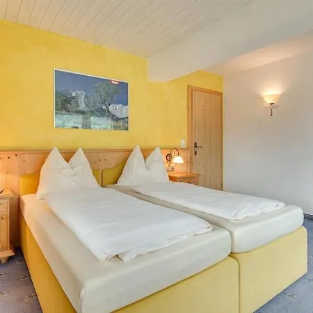 In Zillertal Near Spieljochbahn アパート フューゲン